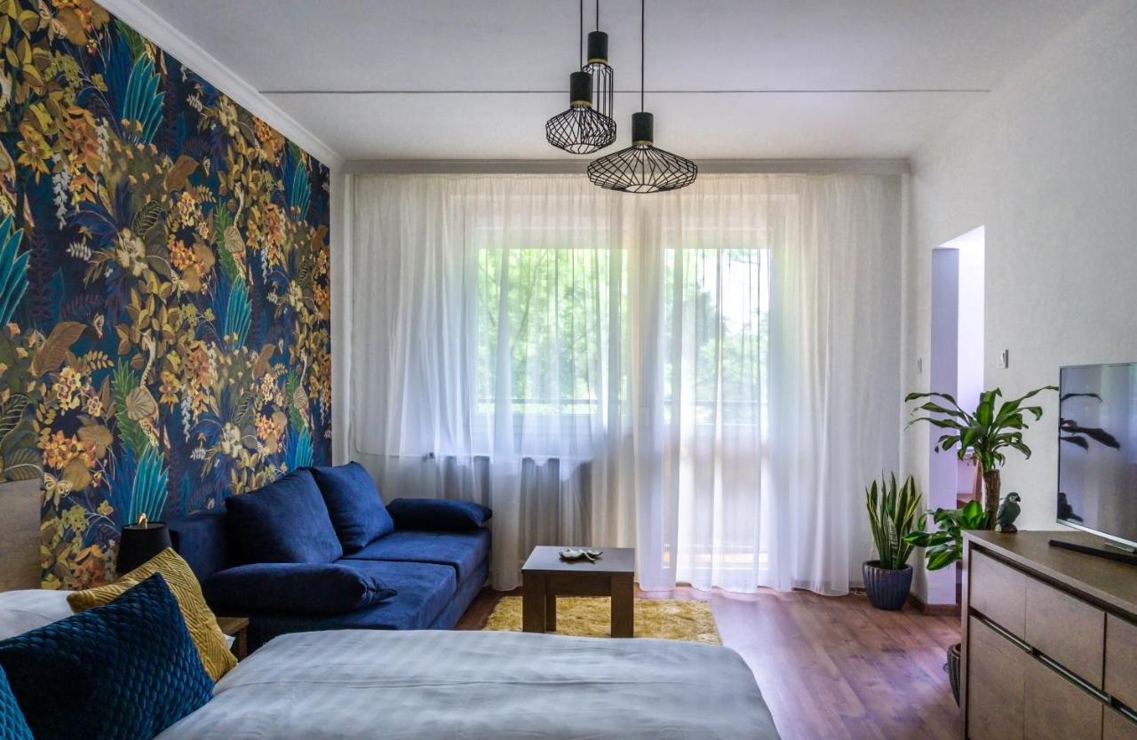 Secret Garden Apartman Miskolc Eksteriør bilde